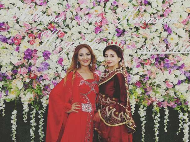 Ведущие на турецком и казахском языках, фотография 2