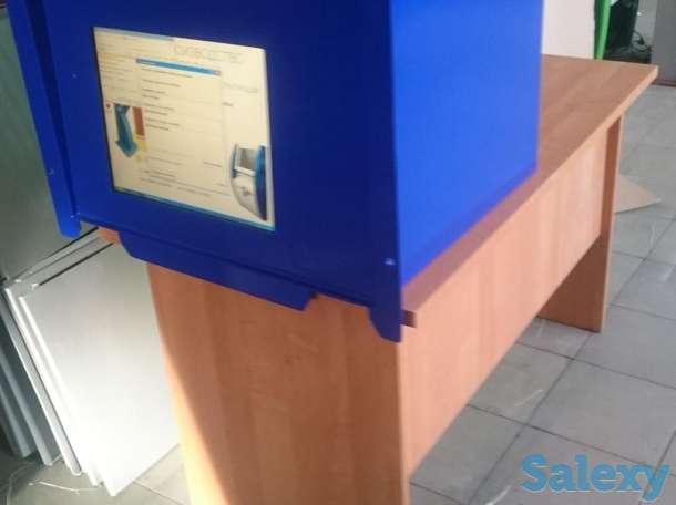 Платежный терминал встраиваемый в стену, фотография 3