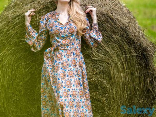 Авторские платья и платки от бренда 