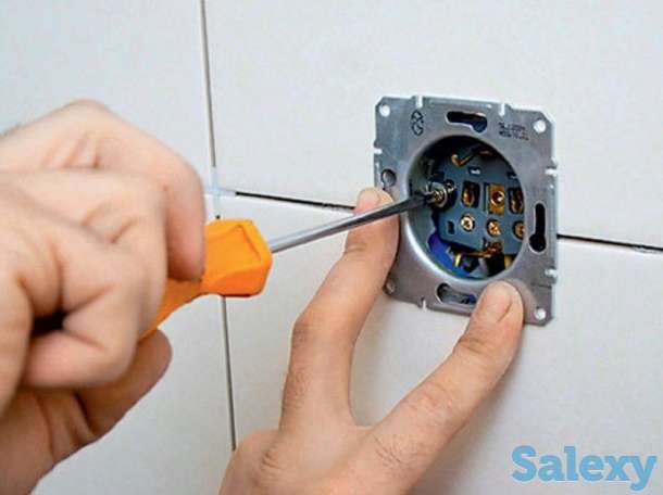 Установка розеток, выключателей, фотография 1