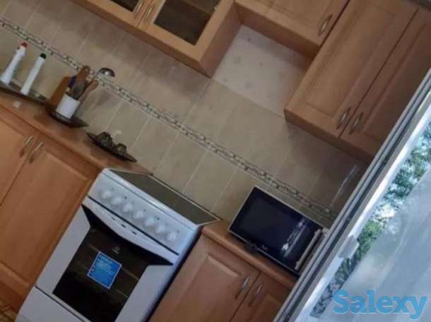 Продам кухонный гарнитур в хорошем состоянии, фотография 2