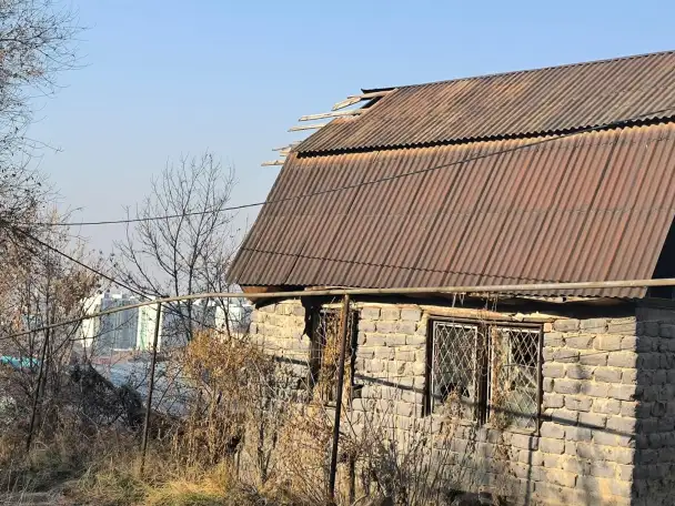 продам участок с домом в Алматы, фотография 4