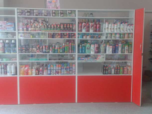 продаю стеллажи и витрины, фотография 1