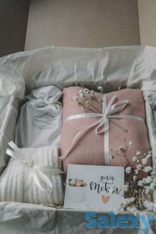 Новогодний подарочный бокс 