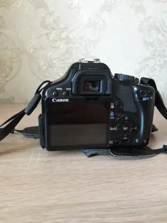 Зеркальный фотоаппарат Canon EOS 450D, фотография 3