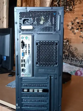 системный блок Intel TM i3 CPU   M 350   2.27GHz, фотография 4