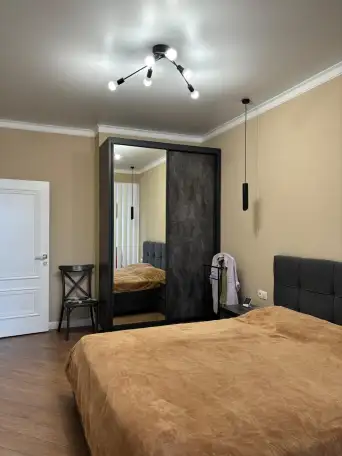 Продам просторную полностью меблированную квартиру с хорошим качественным ремонтом в новом ЖК Medeu Park., фотография 1