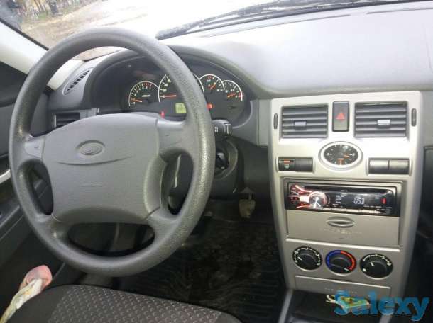 Продам автомобиль LADA PRIORA 2172 (хэтчбек), фотография 5