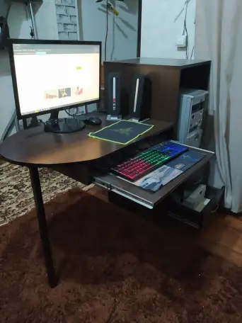 Продам компьютерный столик, фотография 2