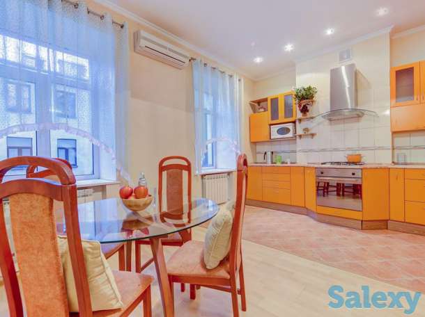 Красивая квартира на Арбате, ул. Наурызбай батыра 50, фотография 2