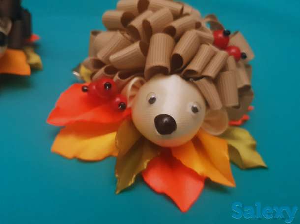 Заколка для волос ручной работы 