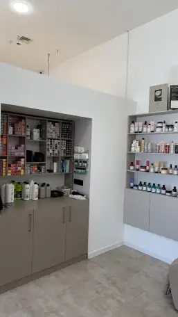 Действующий салон красоты, фотография 1