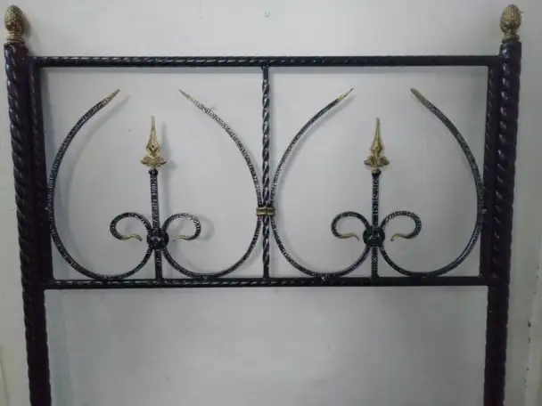 Кованные оградки, фотография 10