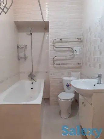 продам 4-комнатную квартиру с хорошим ремонтом в хорошем районе, фотография 6