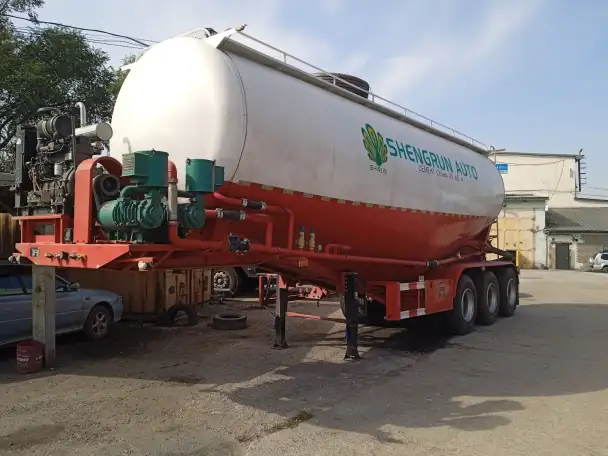 цементовоз, фотография 2