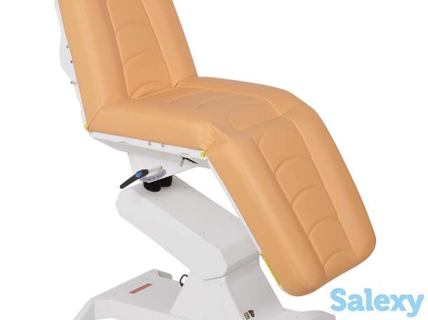 Косметологическое кресло 