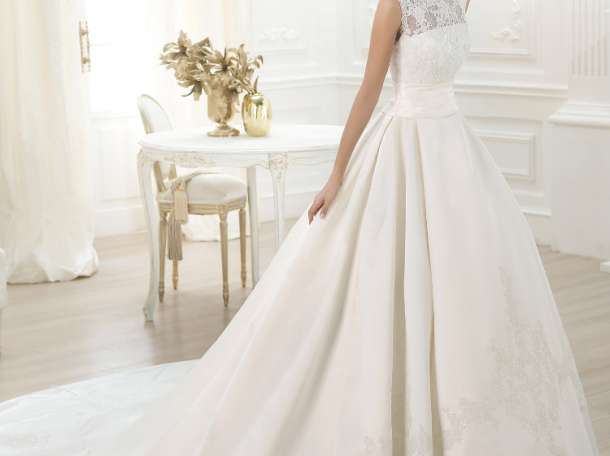 Продам свадебное платье со шлейфом , фотография 5