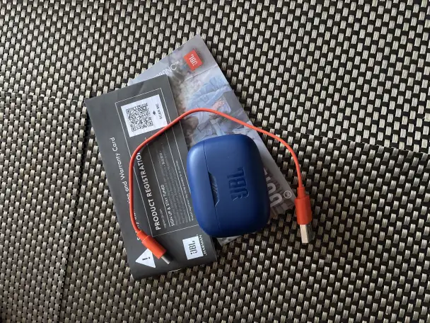 Продам беспроводные наушники, фотография 1