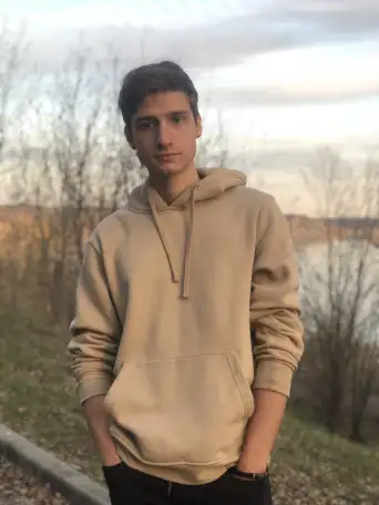 Репетитор по физике и математике, фотография 1