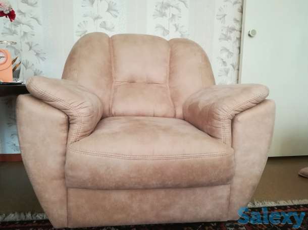 Мягкая мебель в отличном состоянии, фотография 4
