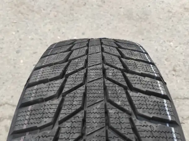 205.60.16 Triangle PL01 96R, фотография 1