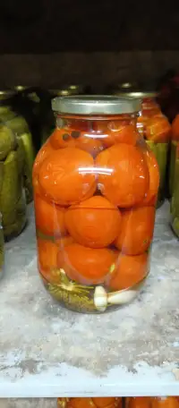 Домашняя консервация в ассортименте., фотография 1