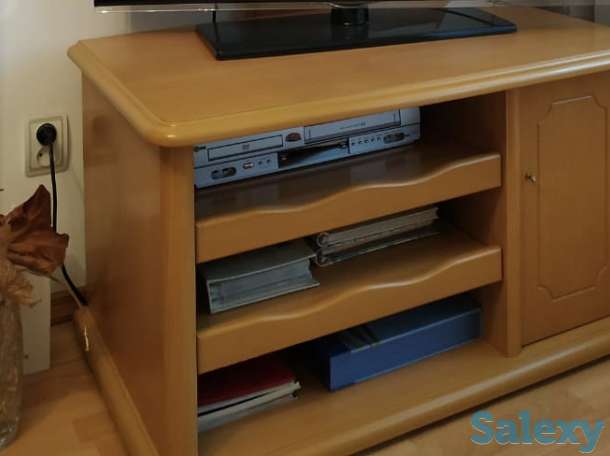 Тумба по телевизор, фотография 1