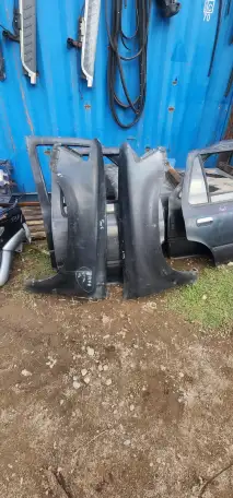 Переднее крыло  Toyota  Hilux Surf 130, фотография 1