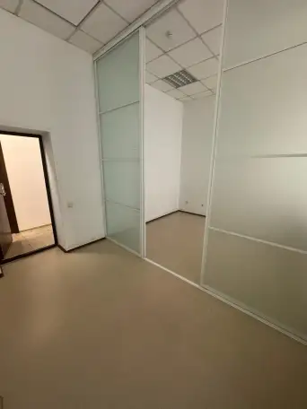 Аренда офисных помещение, пр. Назарбаева 130 угол ул.Жамбыла, фотография 5