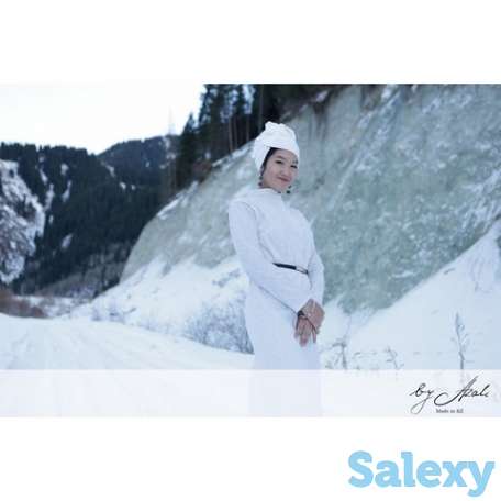 Продажа дизайнерской женской одежды, фотография 1