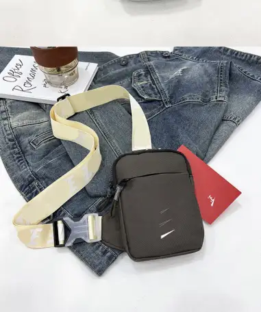 Мини сумка через плечо, фотография 2