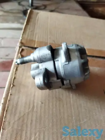 Продам натяжной ролик Mercedes-Benz, фотография 3