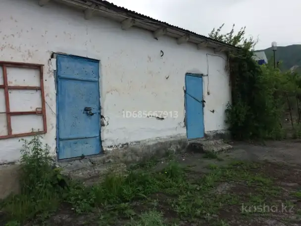 Шикарная автобаза в центре Текели, фотография 3