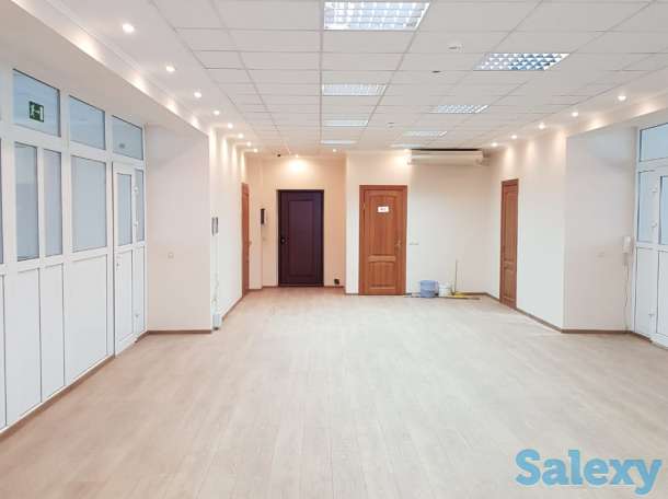 светлый офис на Достык!, пр.Достык, ул. Жолдасбекова, фотография 1