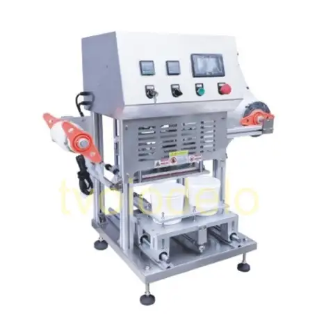 Машина для укупорки стаканчиков специальной формы, фотография 1