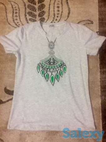 Футболка с интересным принтом, фотография 1