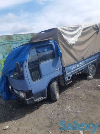 Ниссан Атлас 1996г. 2,5 турбодизель, цвет кок, тент кузов., фотография 1