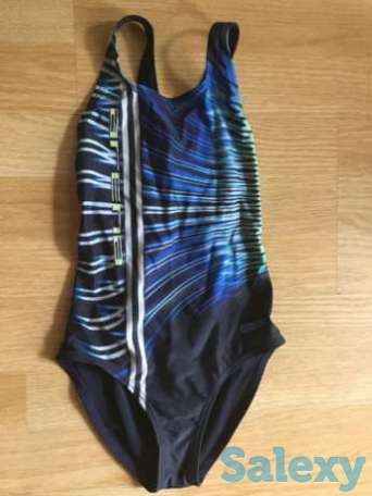 Продам спортивный купальник Arena для девочки, рост 116см, фотография 1