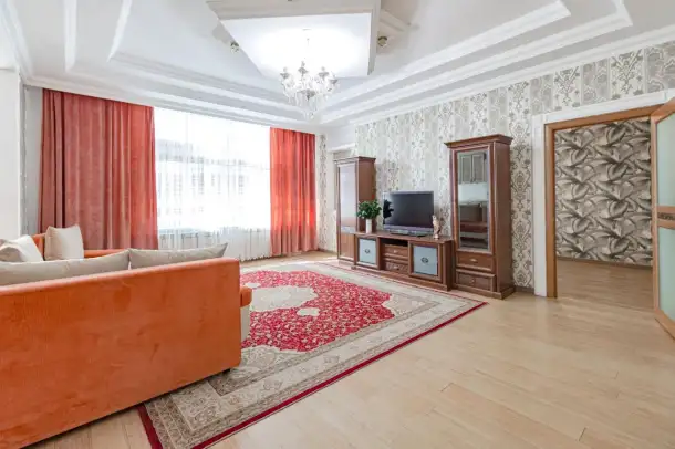 Апартаменты рядом с Байтереком, Кунаева 12/2, фотография 14