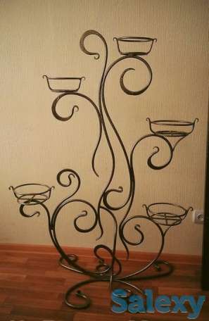 Интерьер для дома их кованых изделий, фотография 3