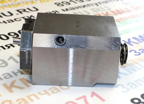 Оригинальный распределительный клапан КМУ Unic 200, фотография 2
