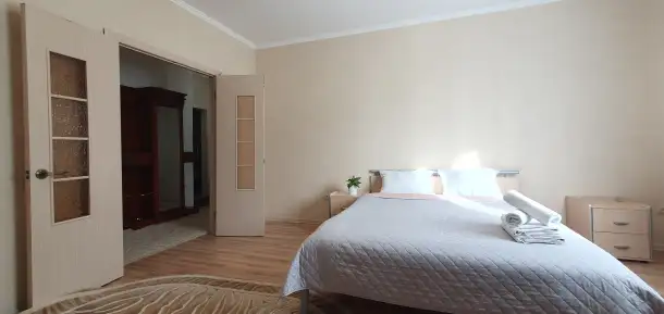 2-х комн.кв с 2-мя кроватями и раскладным диваном в центре, фотография 6