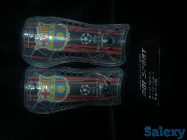 Футбольные щитки, фотография 1