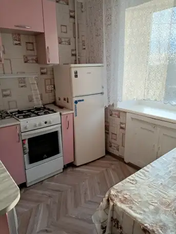 Квартиры посуточно, 1 мкр 6 дом, фотография 3