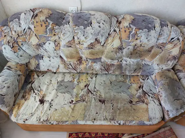 Бесплатно отдам диван, фотография 1