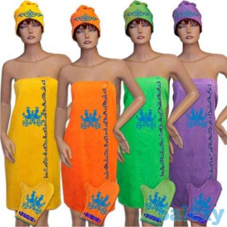 Халаты с национальной вышивкой, фотография 3