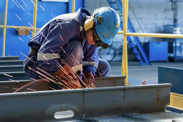 Требуются слесари-монтажники, фотография 1