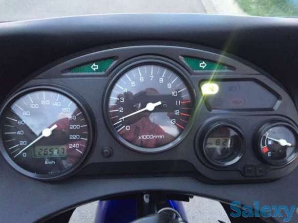 Suzuki GSXF600, фотография 1