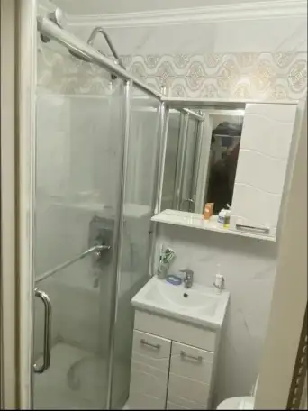 Сдам 1 комн квартиру со свежим дорогим капитальным евроремонтом. Дорогая новая мебель, делали для себя поэтому не жалели, фотография 5