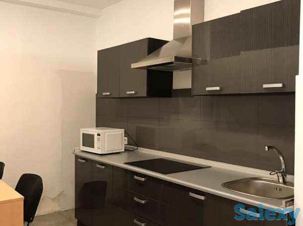 Сдается комфортабельный офис 98 кв.м с прекрасным видом в БЦ 